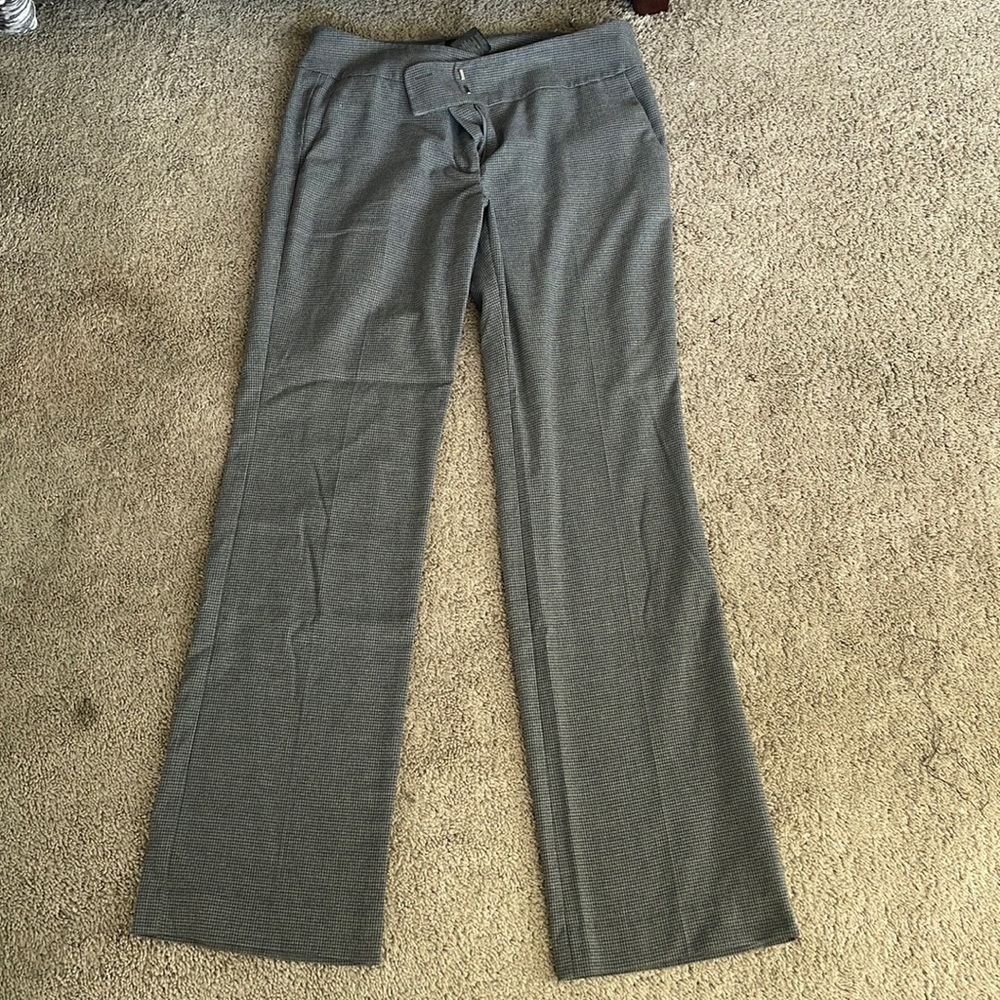 Grey Ann Taylor trouser size 4.